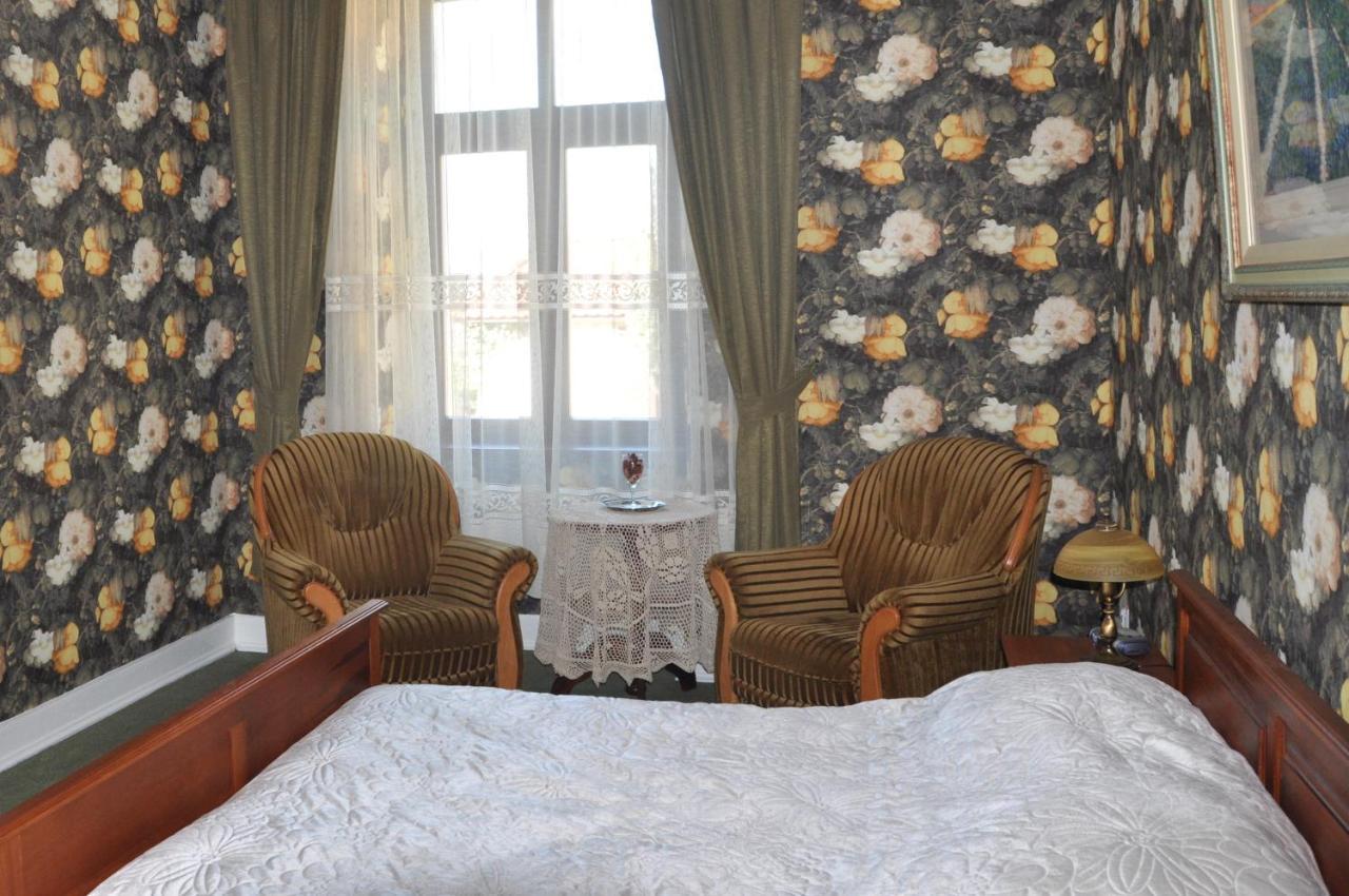 Folwark Goscino-Dwor Bed and Breakfast Kamer foto